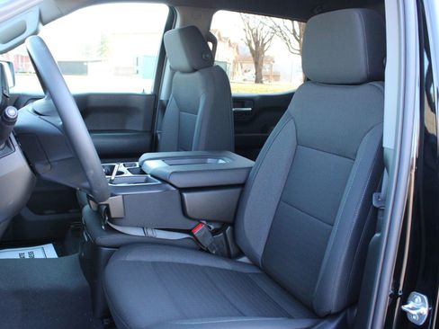 New 2026 Chevrolet Silverado 1500 Custom w/ Turbomax Blackout Package image 25