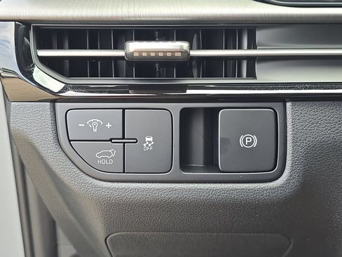 New 2026 Kia Sportage X-Line w/ X-Line Premium Package AWD/4WD image 29