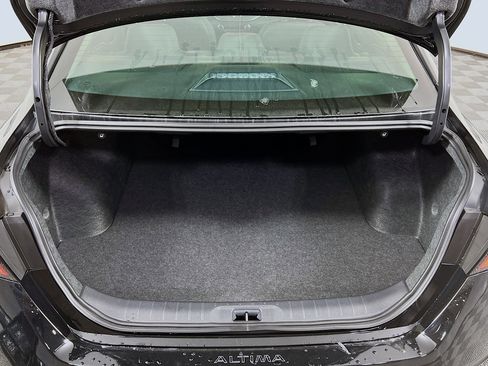 New 2025 Nissan Altima 2.5 SR image 24