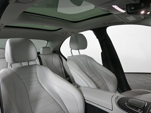 Certified 2021 Mercedes-Benz E 350 4MATIC Sedan image 21