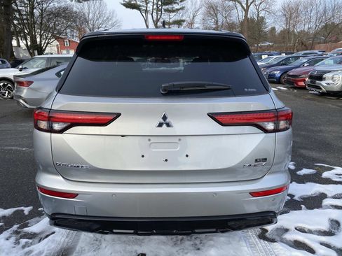 New 2025 Mitsubishi Outlander SEL Black Edition image 4