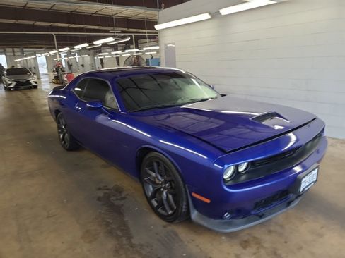 Used 2021 Dodge Challenger R/T w/ Blacktop Package image 4
