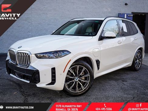 Used 2025 BMW X5 xDrive50e w/ M Sport Package image 1
