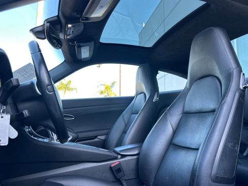 Used 2014 Porsche 911 Carrera image 5