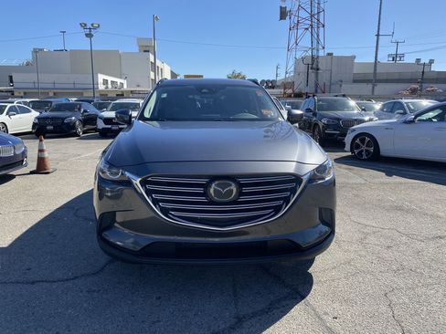 Used 2018 MAZDA CX-9 Touring w/ Touring Premium Package AWD/4WD image 3