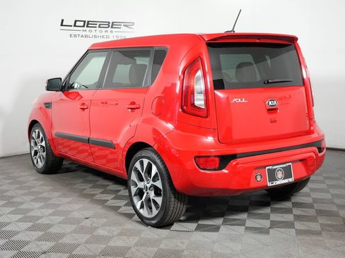 Used 2013 Kia Soul ! w/ Premium Pkg FWD image 3