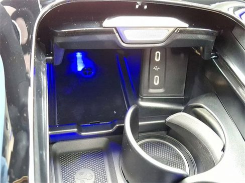 New 2026 Mercedes-Benz GLC 300 4MATIC image 18