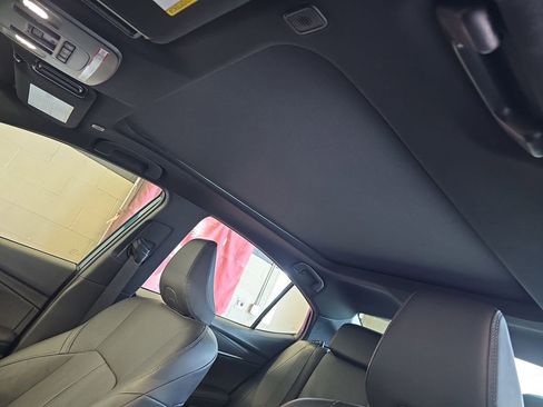 Used 2025 Toyota Camry XSE image 32