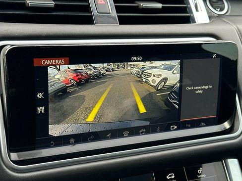 Used 2020 Land Rover Range Rover Sport HST image 20