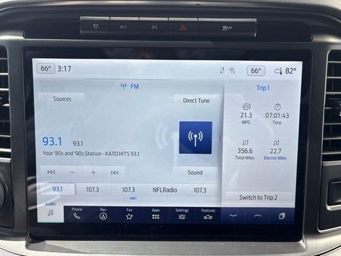 Used 2022 Ford F150 Platinum w/ Equipment Group 701A High AWD/4WD image 21