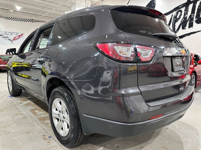 Used 2013 Chevrolet Traverse LS FWD image 3