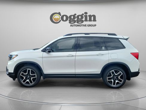 Used 2023 Honda Passport Elite image 3