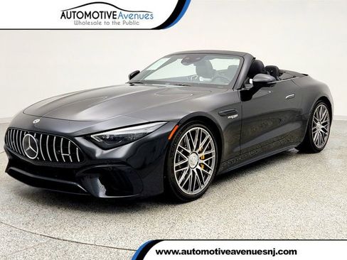 Used 2022 Mercedes-Benz SL 63 AMG 4MATIC w/ Driver Assistance Package image 1