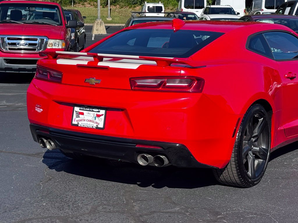 Used 2016 Chevrolet Camaro SS RWD image 42