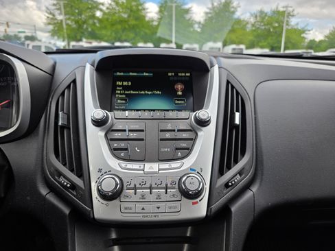 Used 2015 Chevrolet Equinox LT w/ Driver Convenience Package AWD/4WD image 12