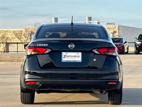 Used 2023 Nissan Versa S w/ S Plus Package image 7