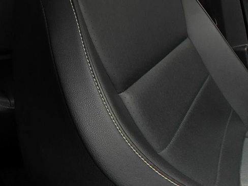 Used 2021 Volkswagen Tiguan SE R-Line image 26