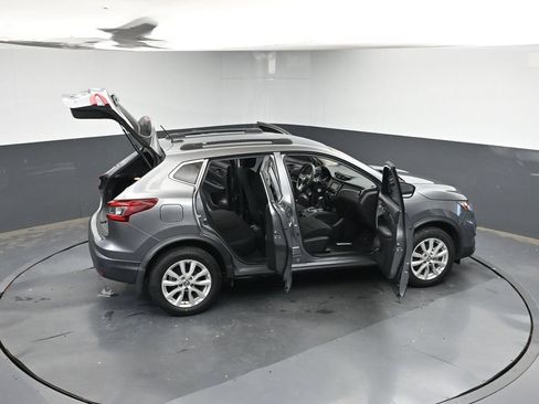 Used 2022 Nissan Rogue Sport S FWD image 39