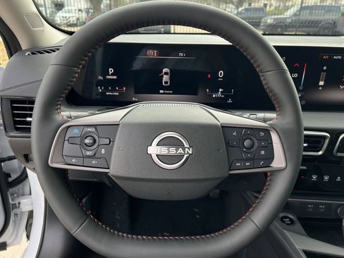 New 2026 Nissan Sentra SR w/ SR Premium Package FWD image 9
