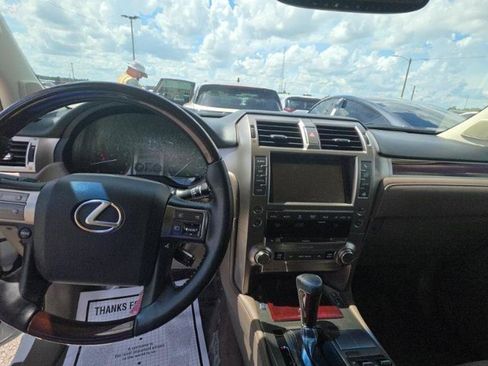 Used 2019 Lexus GX 460 Premium AWD/4WD image 13
