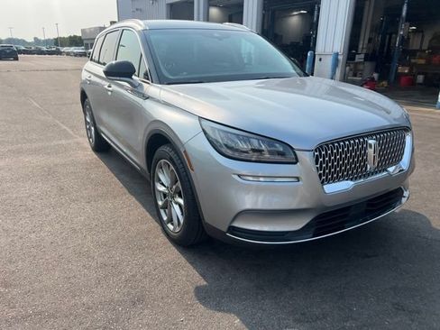 Used 2022 Lincoln Corsair AWD w/ Premium Package image 6