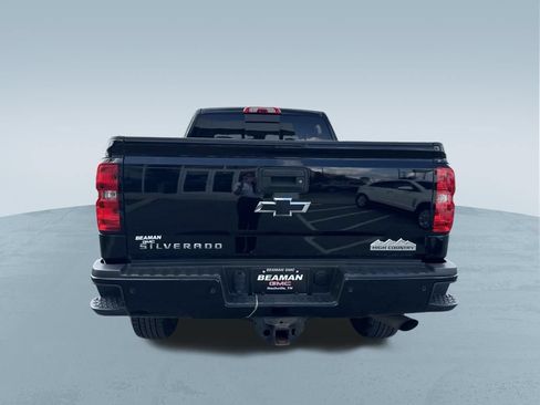 Used 2017 Chevrolet Silverado 2500 High Country AWD/4WD image 7