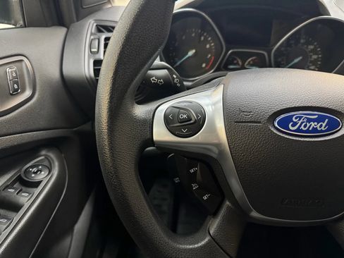 Used 2016 Ford Escape SE image 12