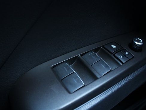 Used 2023 Toyota Camry XSE image 17