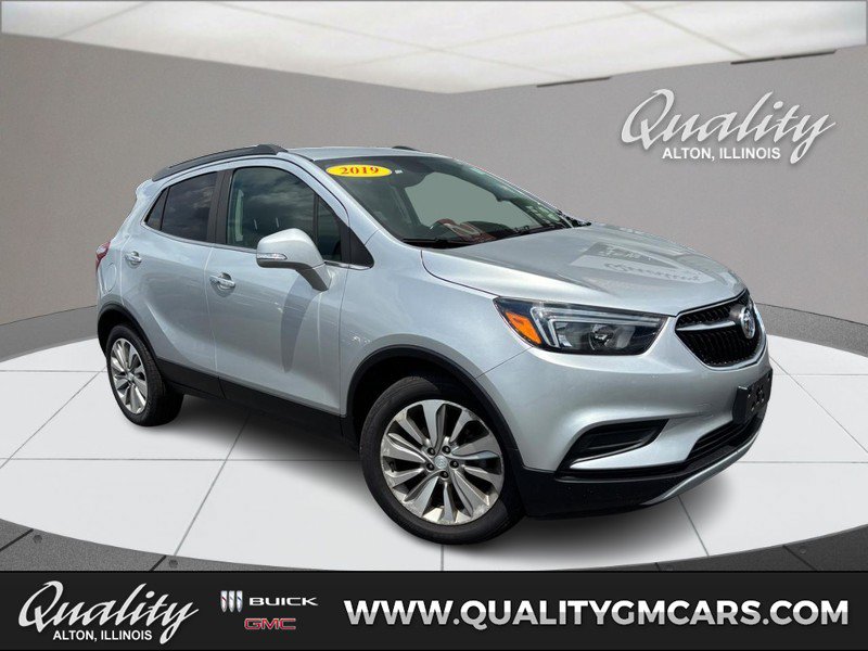 Used 2019 Buick Encore Preferred FWD image 1