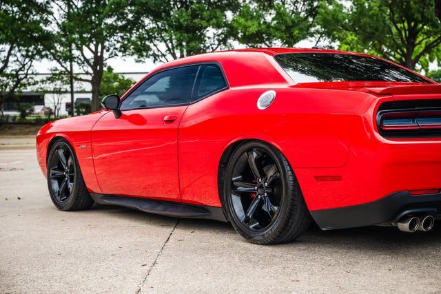 Used 2015 Dodge Challenger R/T w/ Quick Order Package 28B R/T RWD image 44