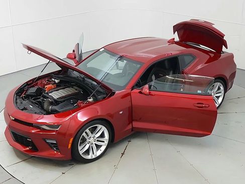 Used 2017 Chevrolet Camaro SS image 41