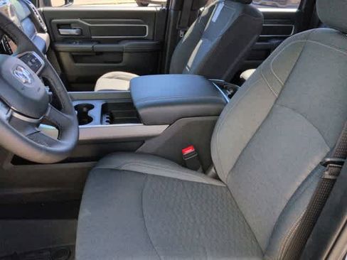 New 2026 RAM 3500 Big Horn AWD/4WD image 17