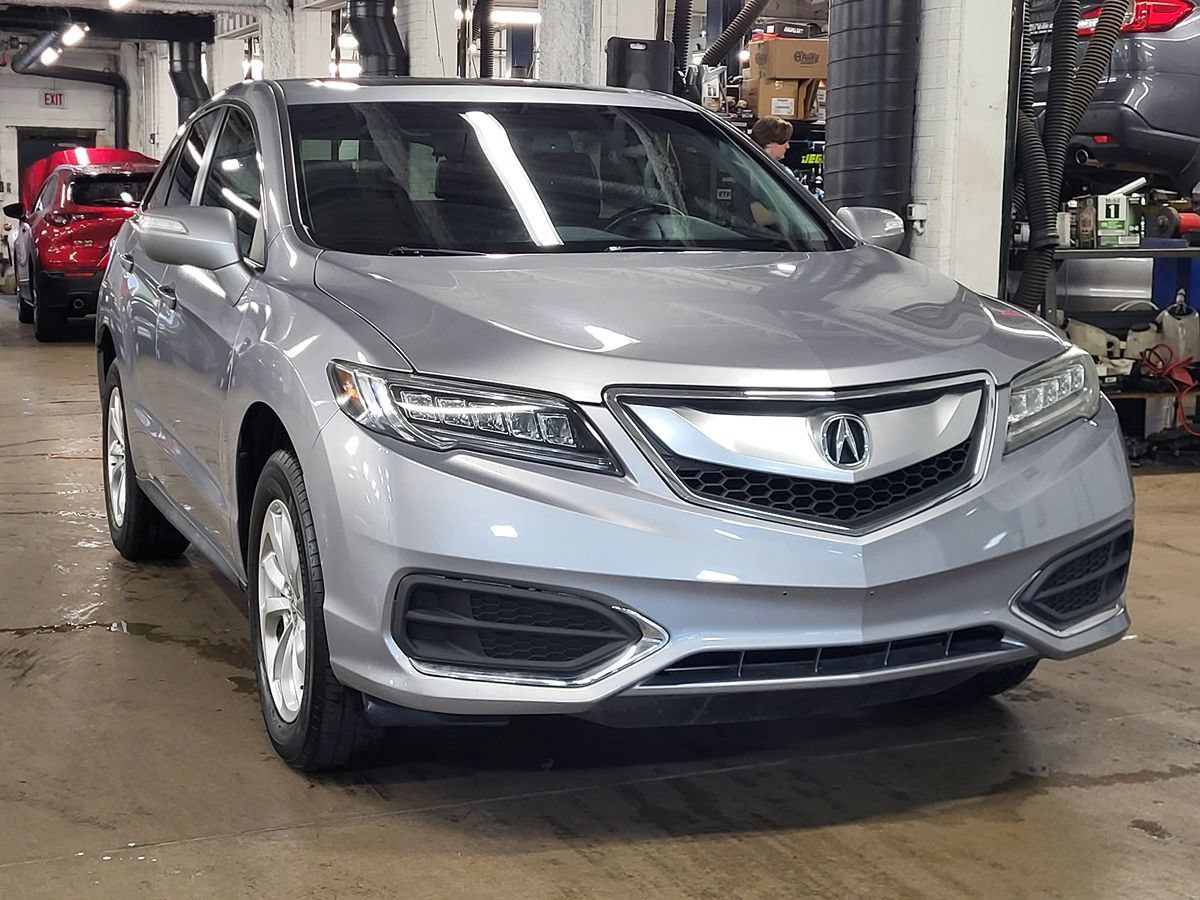 Used 2017 Acura RDX AWD image 2