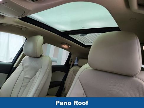 Used 2019 Lincoln Nautilus Reserve FWD image 11