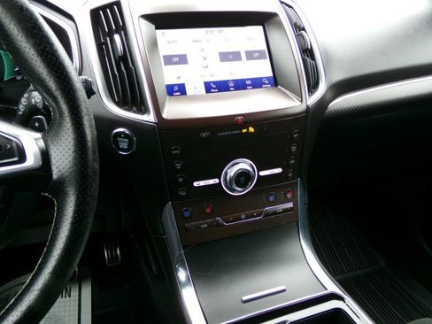 Used 2020 Ford Edge ST w/ Equipment Group 401A image 22