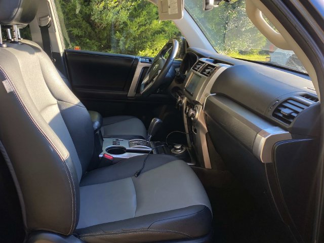 Used 2014 Toyota 4Runner SR5 Premium AWD/4WD image 35