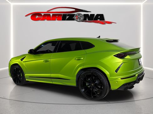 Used 2020 Lamborghini Urus AWD/4WD image 12