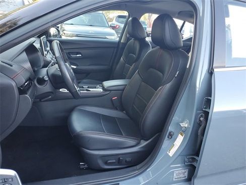 Certified 2024 Nissan Sentra SR w/ SR Premium Package image 14