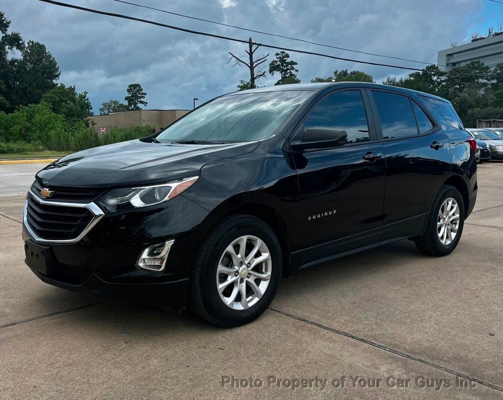 Used 2020 Chevrolet Equinox LS w/ LS Convenience Package FWD image 12
