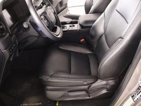 Used 2025 Toyota Land Cruiser 1958 image 9