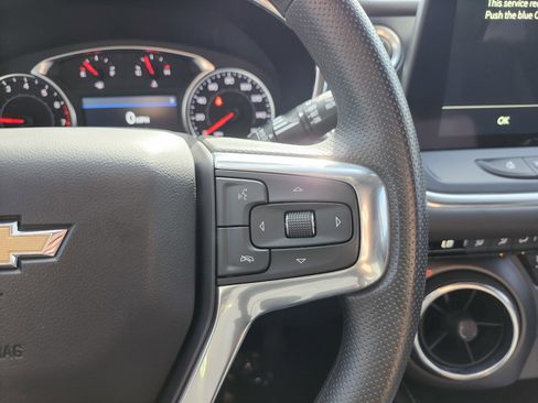 Used 2024 Chevrolet Blazer LT w/ Convenience Package FWD image 34