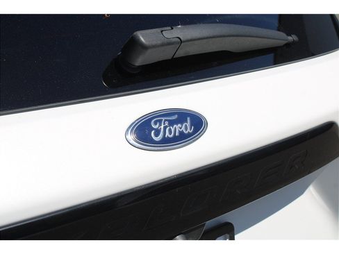 Used 2020 Ford Explorer ST w/ Premium Technology Package AWD/4WD image 29