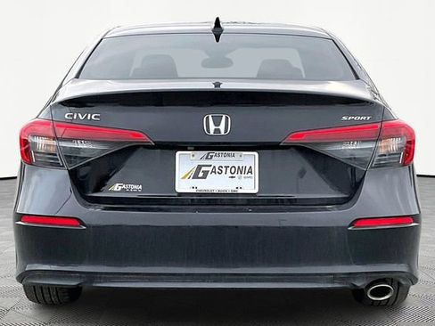 Used 2023 Honda Civic Sport image 6