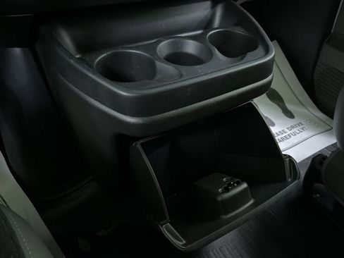 Used 2024 GMC Savana 2500 Work Van w/ Driver Convenience Package image 23