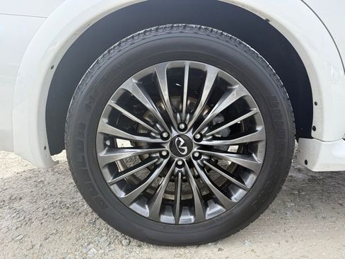 Used 2022 INFINITI QX80 Sensory w/ Cargo Package image 16