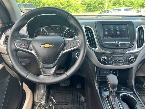 Used 2024 Chevrolet Equinox LT AWD/4WD image 9