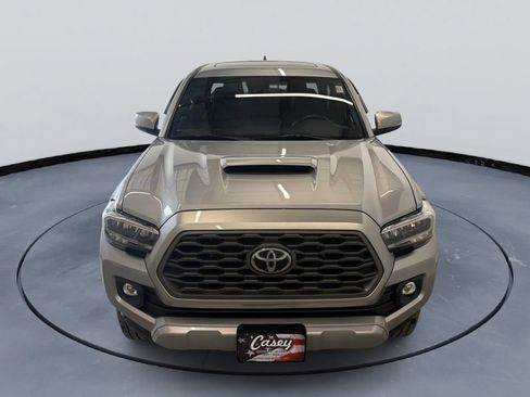 Used 2021 Toyota Tacoma TRD Sport w/ TRD Premium Sport Package image 3