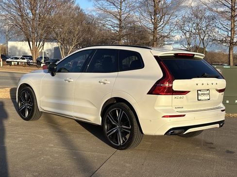 Used 2021 Volvo XC60 T5 R-Design w/ Advanced Package image 10