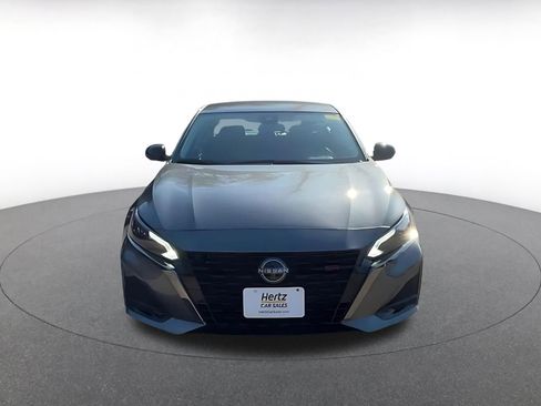 Used 2025 Nissan Altima 2.5 SR image 4