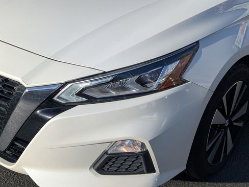Used 2021 Nissan Altima 2.5 SV image 12